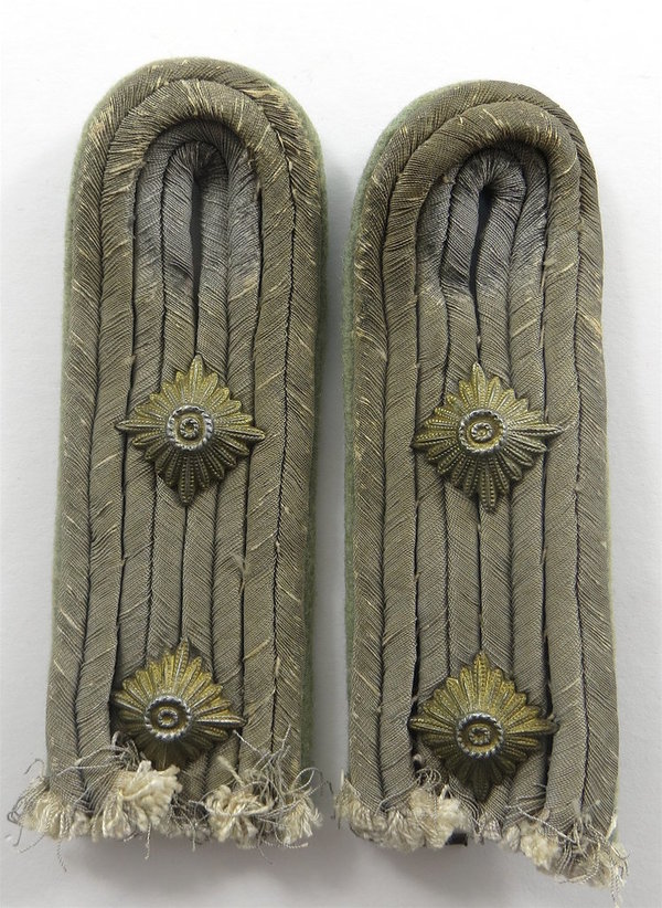Paar Schulterstücke für einen Hauptmann des Truppensonderdienstes /TSD), III. Reich, Original