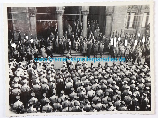 Foto von Massenkundgebung vor dem Rathaus Hannover 1933, III. Reich, Original