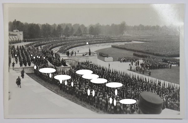 AK / Postkarte, Aufmarsch der SA auf Nürnberger Paradeplatz 1935, III. Reich, Original