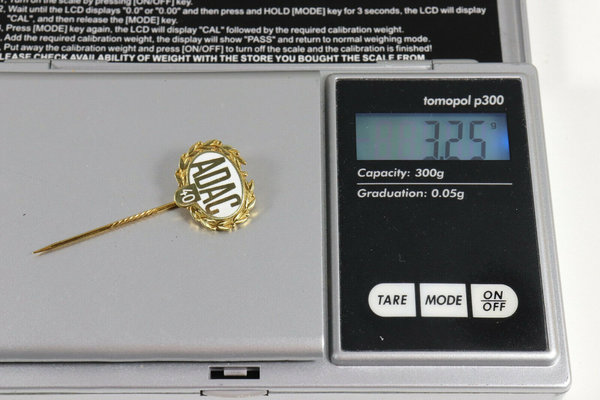 ADAC 40 Jahre Ehrenanstecknadel in 585er Gold, Gewicht 3,2 Gramm