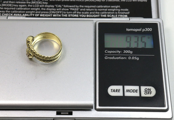 585er Gold Schlangenring mit zwei Diamanten, ca. 0,14 ct, Gr. 54,5