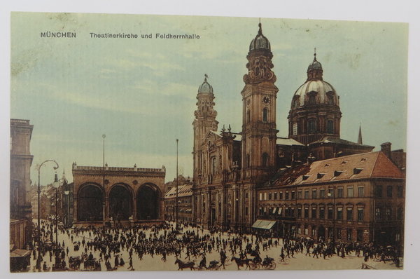 AK / Postkarte, München Theatinerkirche und Feldherrnhalle