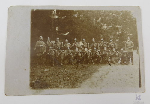 Foto, Postkarte, Gruppenfoto, Soldatengruppe in Vollmontur 1. WK, Original