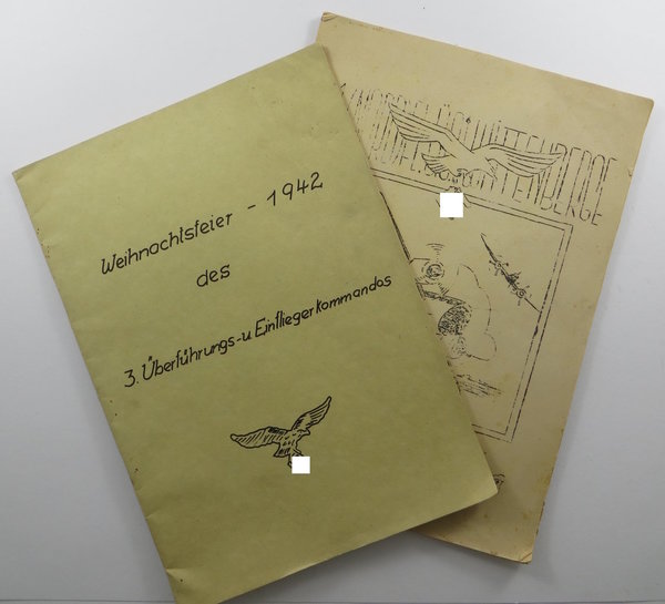 Zwei Weihnachtsprogramme des 3. Überführungs- u. Einfliegerkommandos v. 1942 u. 1943, Original
