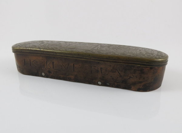 Antike Tabakdose aus Messing und Kupfer, um 1730/50