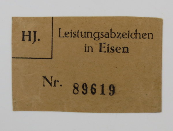 Kleine Karte mit Aufschrift: Leistungsabzeichen Eisen (HJ), III.Reich, Original