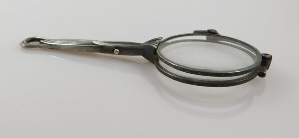 Antike 800er Silber Brille / Klappbrille Longnon, Handarbeit um 1920