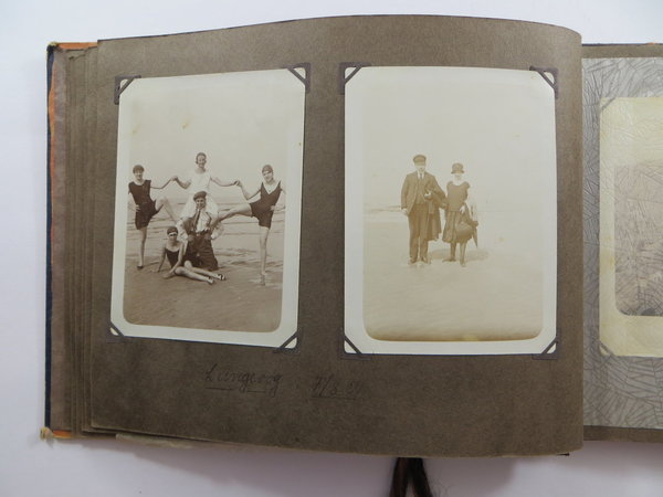 Privates Fotoalbum einer Familie aus den 20/30er Jahren
