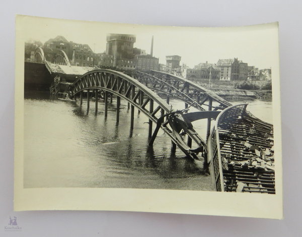 Foto, Bremen, Wiederaufbau nach dem 2. WK, zerstörte Weserbrücke, 1947, Original