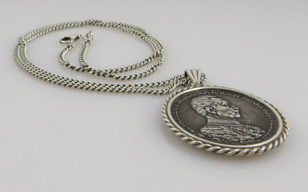 Münzanhänger 3 Mark 1913 A, König v. Preußen Wilhelm II an 925er Silberkette, 33,1 Gramm