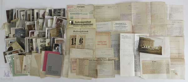 Großes Dokumenten und Fotokonvolut eines Polizisten, Weimarer Republik bis III. Reich, Original