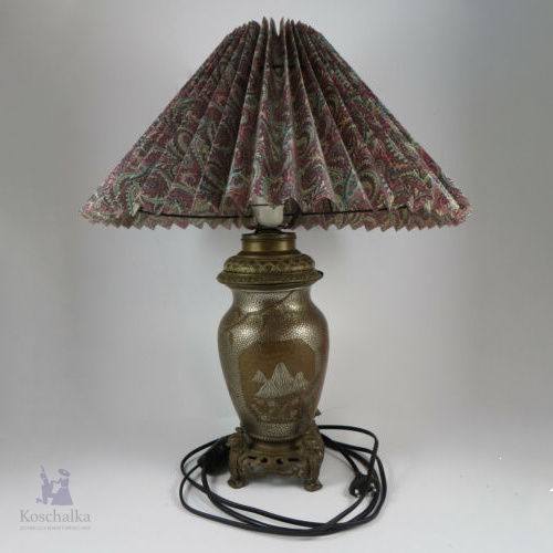 Vintage Tischlampe aus Asien / China mit Natur-Motiv